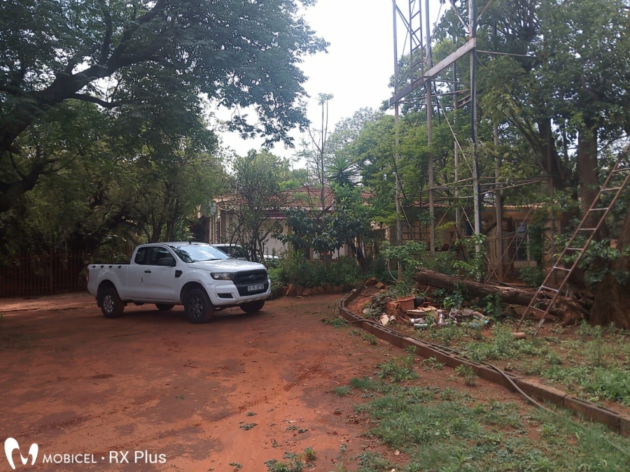 6 Bedroom Property for Sale in Hartbeespoort Rural North West